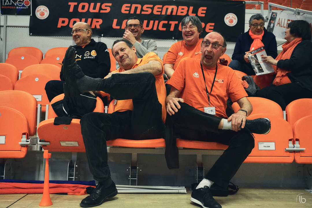projet #allezlesfilles - basketball lfb Bourges rencontre Charleville-Mezieres par laurence bichon