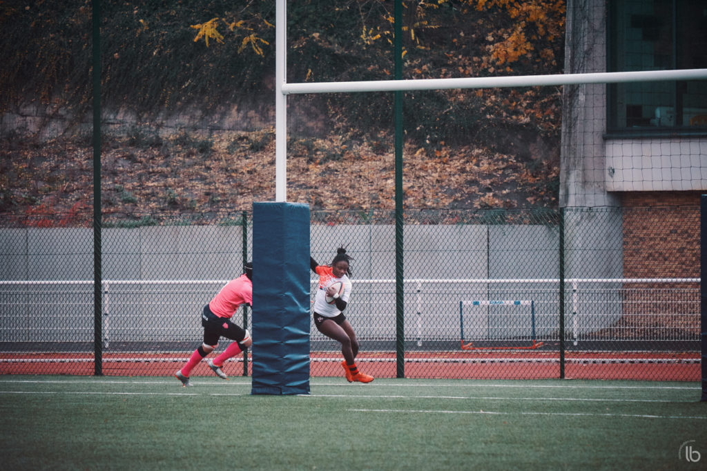 rugby feminin - #allezlesfilles - pink rockets du stade francais face aux louves de bobigny - laurence bichon photographe